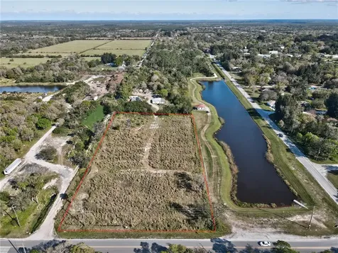 13765 99th Street Fellsmere FL 32948