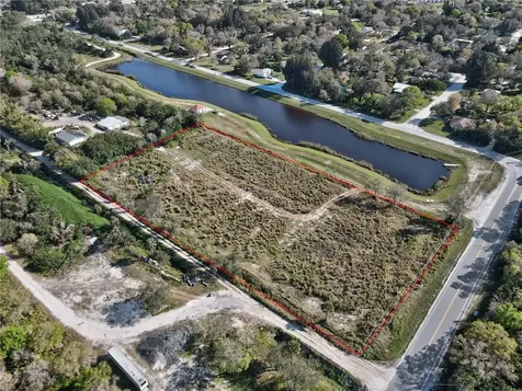 13765 99th Street Fellsmere FL 32948