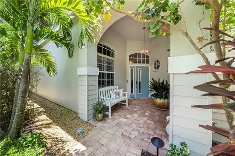 8820 Lakeside Circle Vero Beach FL 32963