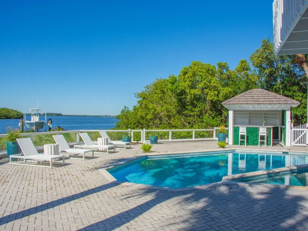 1635 S Highway A1a Highway Vero Beach FL 32963