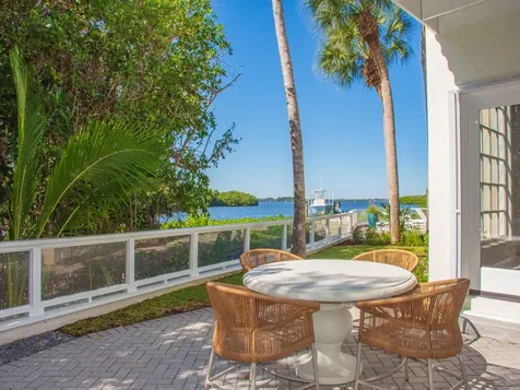 1635 S Highway A1a Highway Vero Beach FL 32963