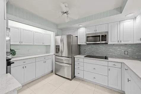 1903 Bay Road Vero Beach FL 32963