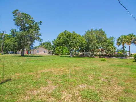 4636 30th Avenue Vero Beach FL 32967