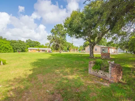 4636 30th Avenue Vero Beach FL 32967