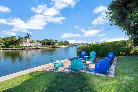 136 Anchor Drive Vero Beach FL 32963