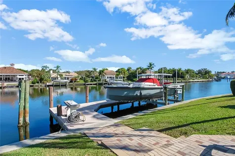 136 Anchor Drive Vero Beach FL 32963