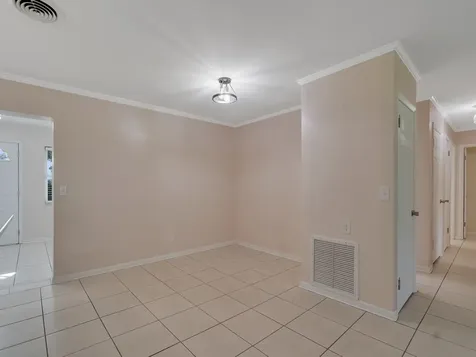 4606 30th Avenue Vero Beach FL 32967