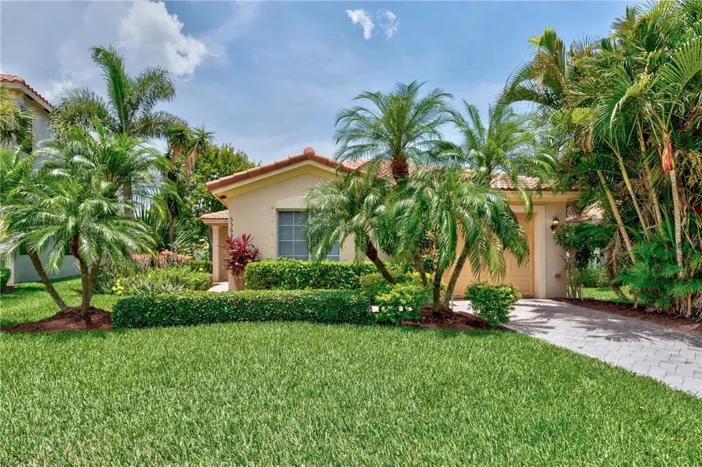 5563 55th Terrace Vero Beach FL 32967