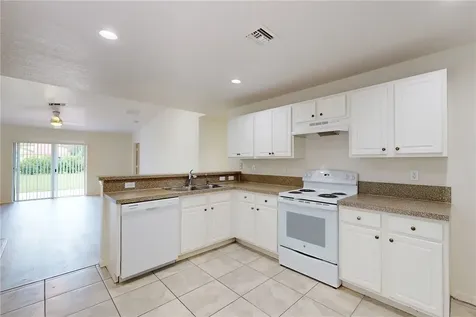 5563 55th Terrace Vero Beach FL 32967