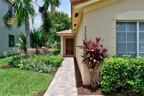 5563 55th Terrace Vero Beach FL 32967