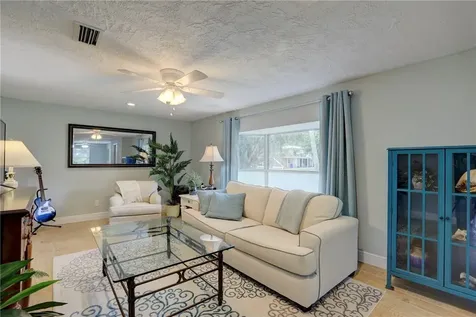 8246 94th Avenue Vero Beach FL 32967