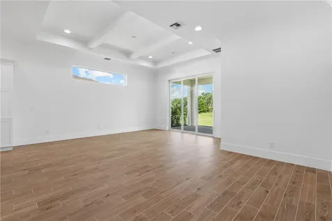 2144 Falls Manor Vero Beach FL 32967