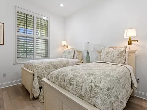 1890 Tarpon Lane Vero Beach FL 32960