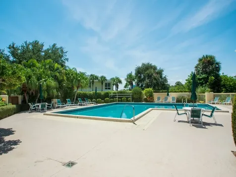 1890 Tarpon Lane Vero Beach FL 32960