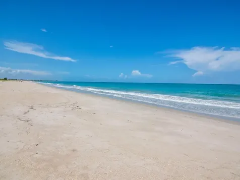 1890 Tarpon Lane Vero Beach FL 32960