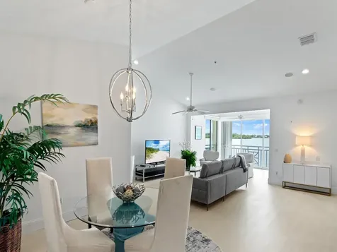 1890 Tarpon Lane Vero Beach FL 32960