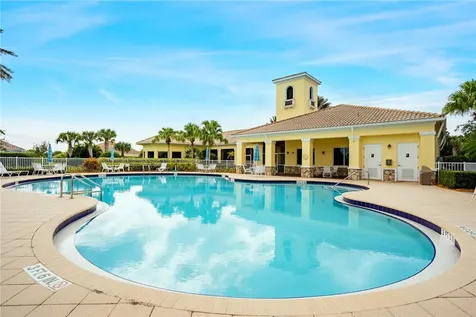 5461 Barbados Square Vero Beach FL 32967