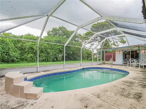 2185 32nd Avenue Vero Beach FL 32960