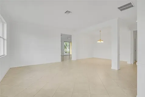 6366 Astor Place Vero Beach FL 32966