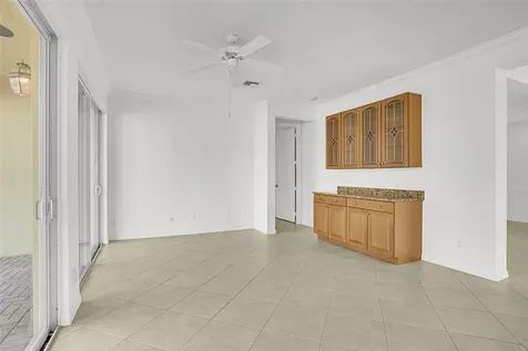 6366 Astor Place Vero Beach FL 32966