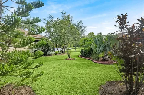 6366 Astor Place Vero Beach FL 32966