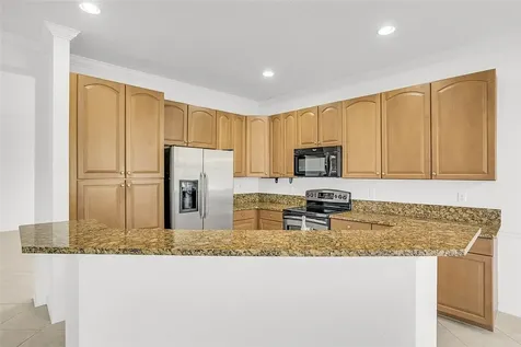 6366 Astor Place Vero Beach FL 32966