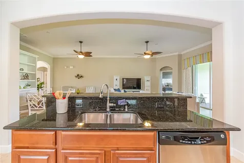 4250 Diamond Square Vero Beach FL 32967