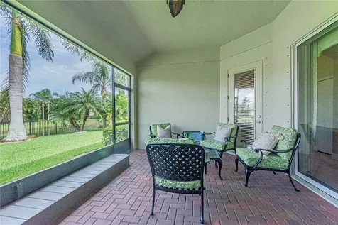 4250 Diamond Square Vero Beach FL 32967