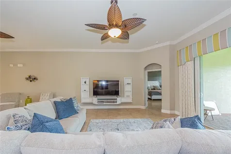 4250 Diamond Square Vero Beach FL 32967