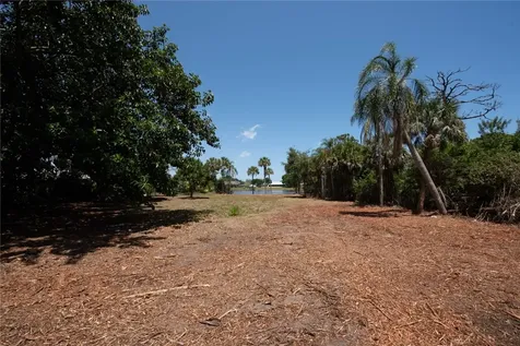 753 S Fischer Circle Sebastian FL 32958