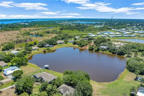 753 S Fischer Circle Sebastian FL 32958