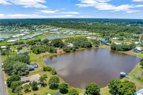 753 S Fischer Circle Sebastian FL 32958