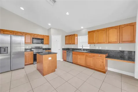 1595 16th Court SW Vero Beach FL 32962