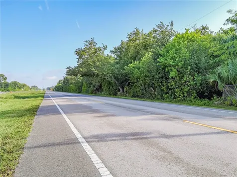 7555 Us Highway 1 Highway Vero Beach FL 32967