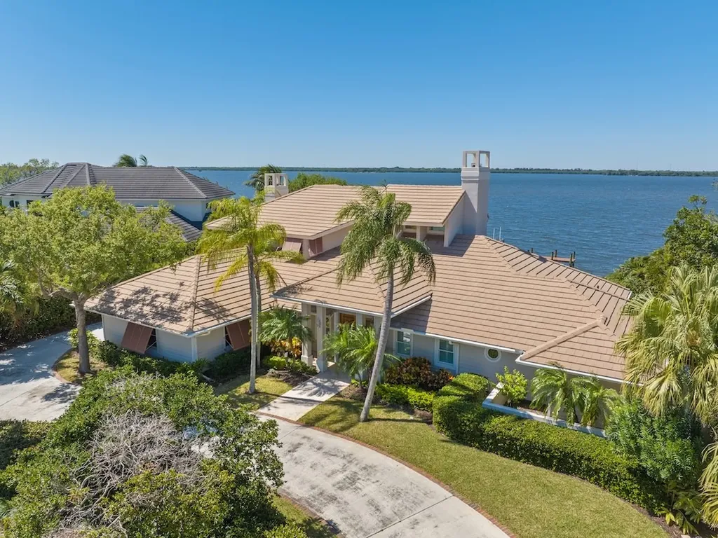 235 Osprey Court Vero Beach FL 32963