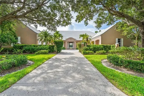251 Seabreeze Court Vero Beach FL 32963
