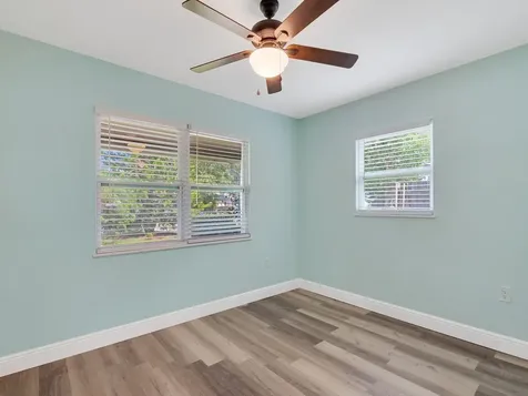 1761 5th Court Vero Beach FL 32960