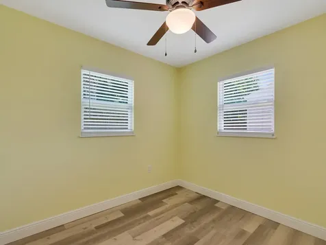 1761 5th Court Vero Beach FL 32960