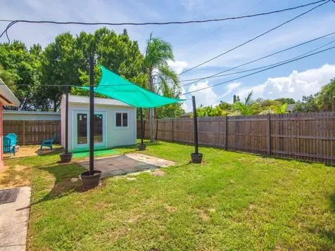 1761 5th Court Vero Beach FL 32960