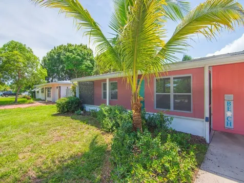 1761 5th Court Vero Beach FL 32960