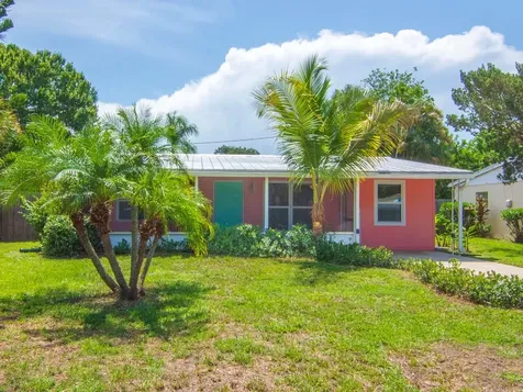 1761 5th Court Vero Beach FL 32960