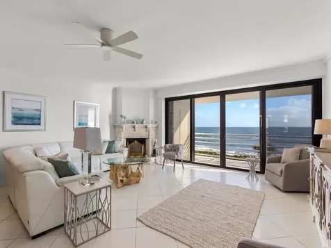 5554 Highway A1a Highway Vero Beach FL 32963