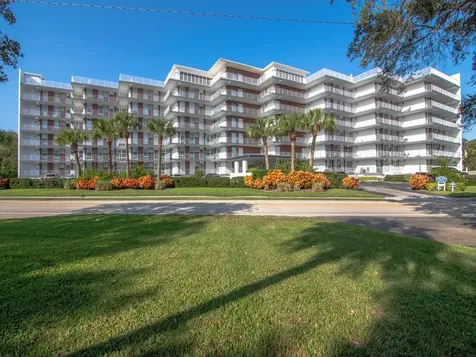 935 E Causeway Boulevard Vero Beach FL 32963