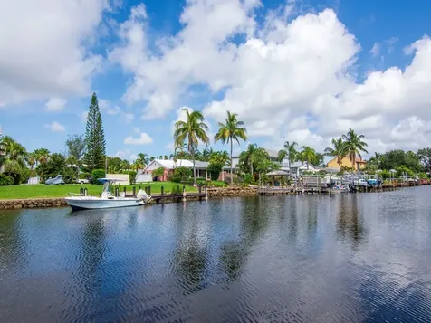 1860 Robalo Drive Vero Beach FL 32960