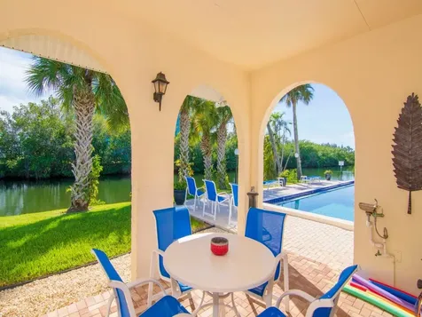 1860 Robalo Drive Vero Beach FL 32960