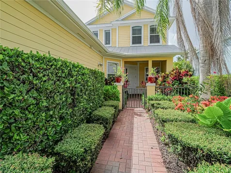 4570 Bridgepointe Way Vero Beach FL 32967