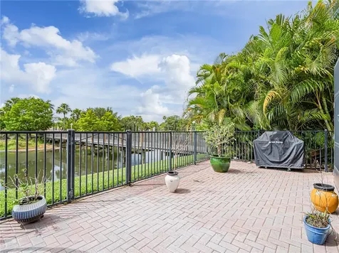 4570 Bridgepointe Way Vero Beach FL 32967