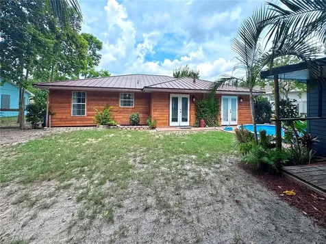 533 Fleming Street Sebastian FL 32958