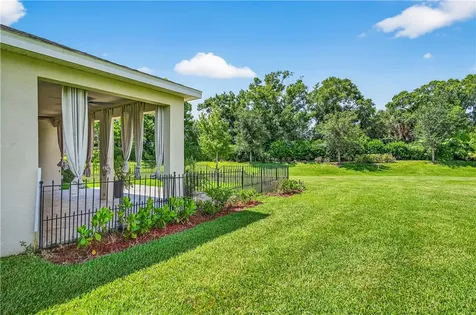 2545 Crowned Eagle Circle SW Vero Beach FL 32962