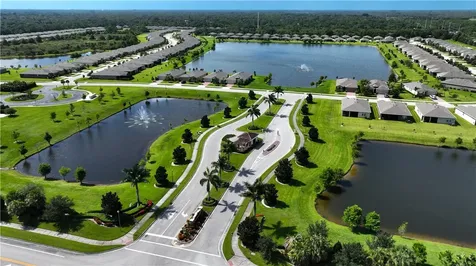 2545 Crowned Eagle Circle SW Vero Beach FL 32962